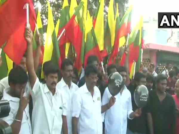 चेन्नै: IPL मैचों की सुरक्षा के लिए गृह सचिव से मिले राजीव शुक्ला, मैच के खिलाफ प्रदर्शन जारी