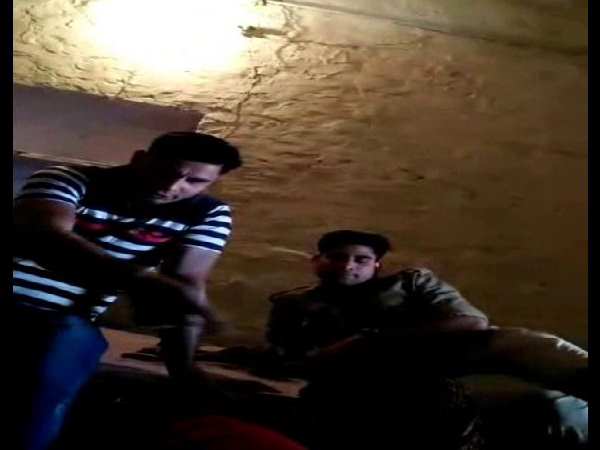 UP policemen beat accused women in police chowki in Kanpur