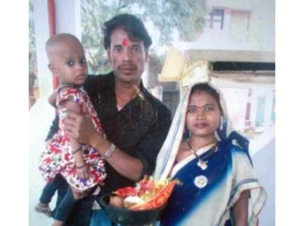 राजू को जुआ खेलनी की थी लत
