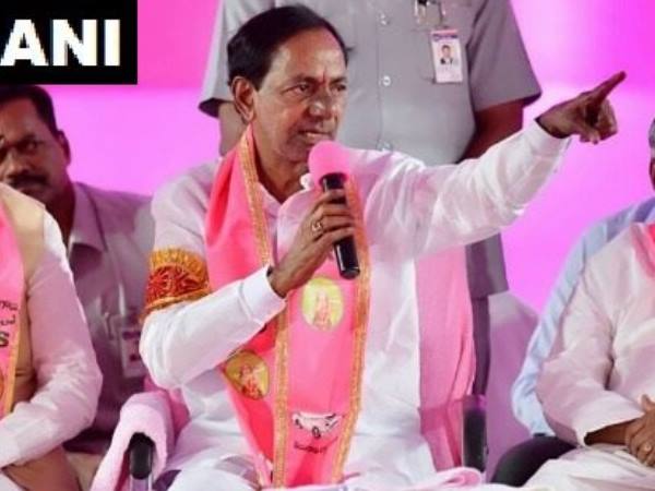 तेलंगाना के सीएम KCR ने दी बीजेपी-कांग्रेस को चेतावनी तेलंगाना के सीएम KCR ने दी बीजेपी-कांग्रेस को चेतावनी