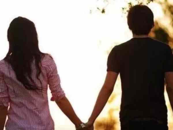 कॉलेज में हुई थी दोस्ती