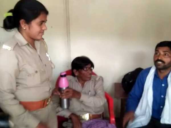A man tried to self immolate himself in Lucknow