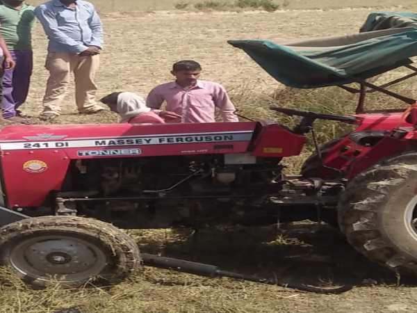 कड़ी मशक्कत के बाद निकाला गया शव