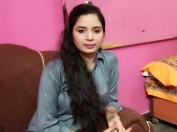 मेरी अस्मिता पर खतरा