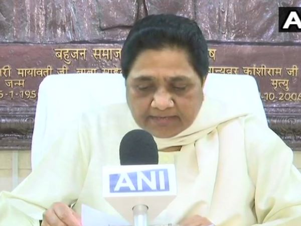 कांग्रेस भाजपा एक ही सिक्के के दो पहलू कांग्रेस भाजपा एक ही सिक्के के दो पहलू