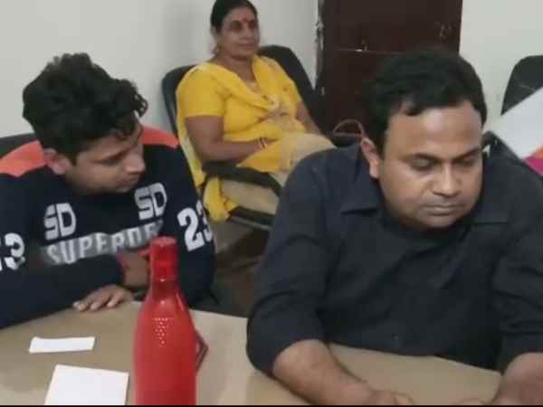 District Supply Inspector arrested for bribe in meerut