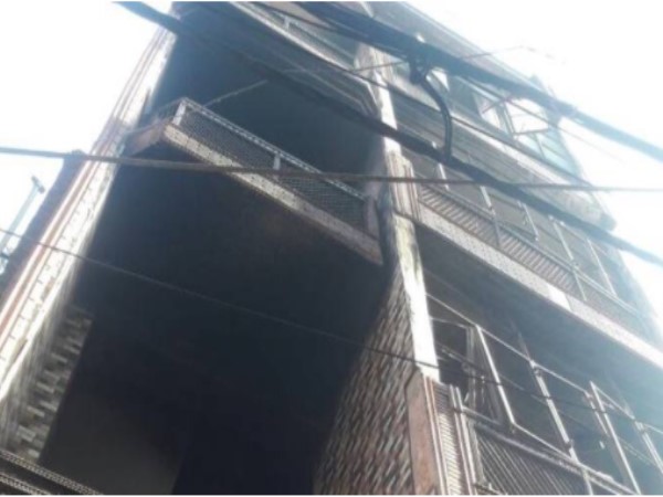 delhi 2 labourers died in jeans factory fire delhi 2 labourers died in jeans factory fire