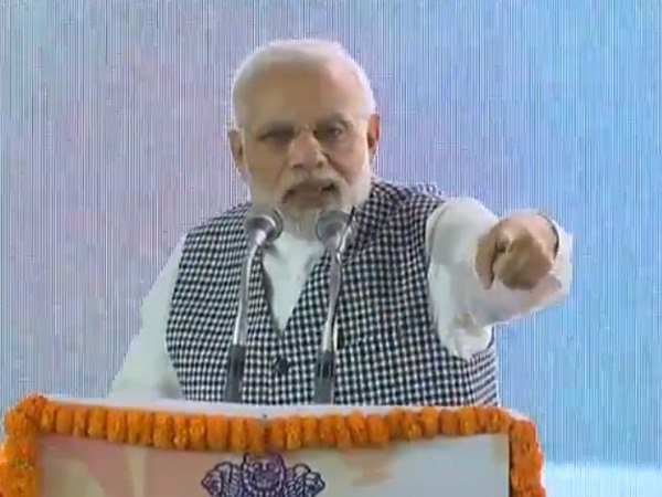  कांग्रेस सिर्फ भ्रम फैला रही है