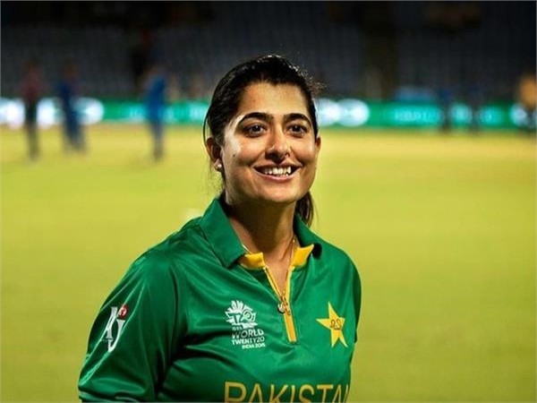 मीर ने ठुकरा दिए कई विज्ञापन ऑफर 