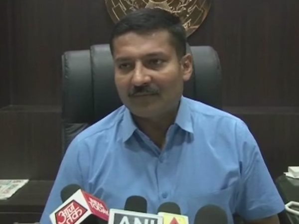 डीआईजी बोले- पीड़िता से संपर्क की कर रहे कोशिश