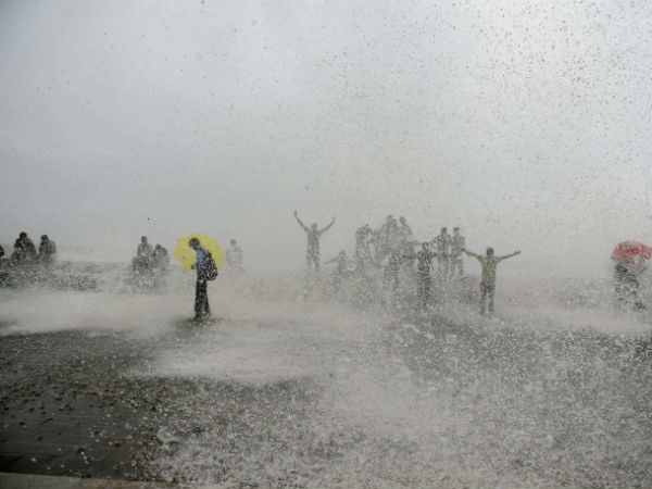 चार महीने दूर रहें