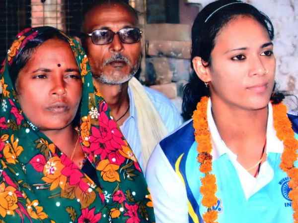 स्वामी जी किया था पूनम को खेलने के लिए प्रेरित