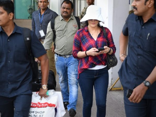 परिवार के लोग भी जोधपुर में