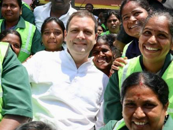 कर्नाटक के दावणगेरे में दुकानदारों से बातचीत की थी 