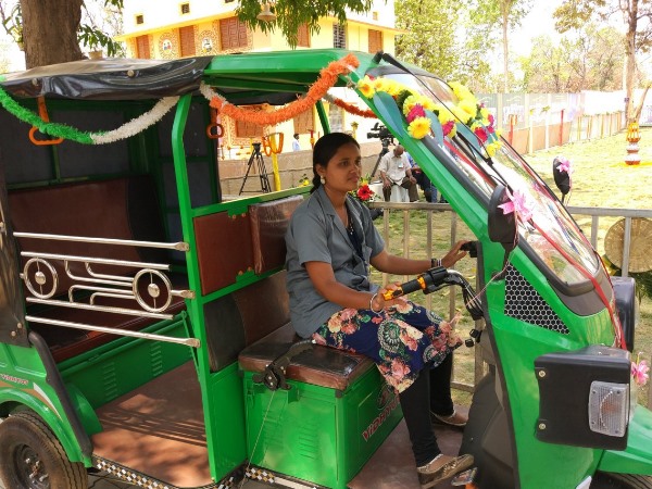 पीएम मोदी से दिल्ली में मिली थी सविता पीएम मोदी से दिल्ली में मिली थी सविता