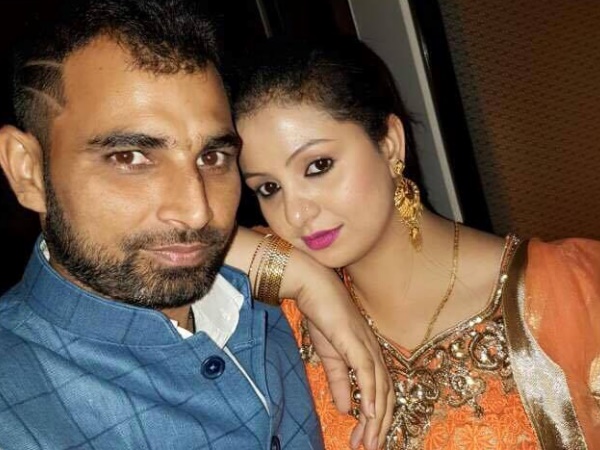 शमी के परिवार के लोगों के खिलाफ भी शिकायत शमी के परिवार के लोगों के खिलाफ भी शिकायत