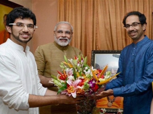  महाराष्ट्र में बीजेपी लगातार कब्जा कर रही