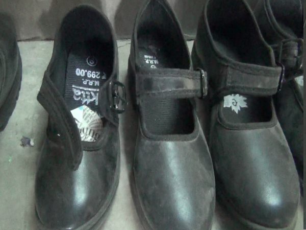 खरीदे गए थे 2 लाख जूते