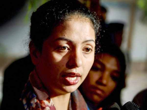 दूसरी महिलाओं से संबंध रखने के लगाए थे आरोप दूसरी महिलाओं से संबंध रखने के लगाए थे आरोप