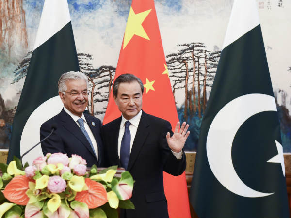  चीन को भी कई प्रोजेक्‍ट्स पर लिया निशाने पर