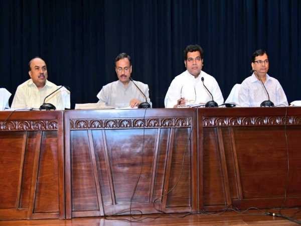 हर साल मनमाने ढंग से फीस नहीं बढ़ा पाएंगे स्कूल हर साल मनमाने ढंग से फीस नहीं बढ़ा पाएंगे स्कूल