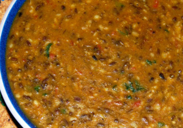 वर-वधु में प्यार बढ़ाना