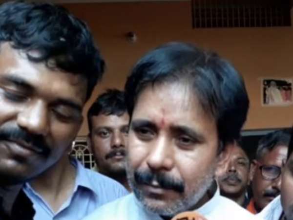 BJP leader threatened to fire police station in Varanasi BJP leader threatened to fire police station in Varanasi