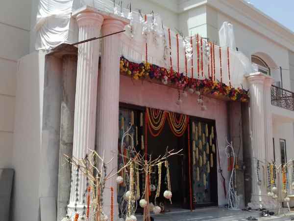 Hema Maline built her banglow in Vrindavan