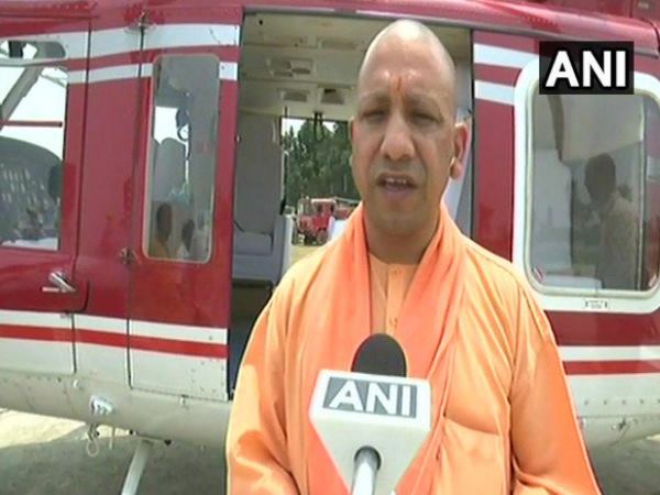 घायल छात्रों और पीड़ितों के परिवार वालों से सीएम ने की मुलाकात घायल छात्रों और पीड़ितों के परिवार वालों से सीएम ने की मुलाकात