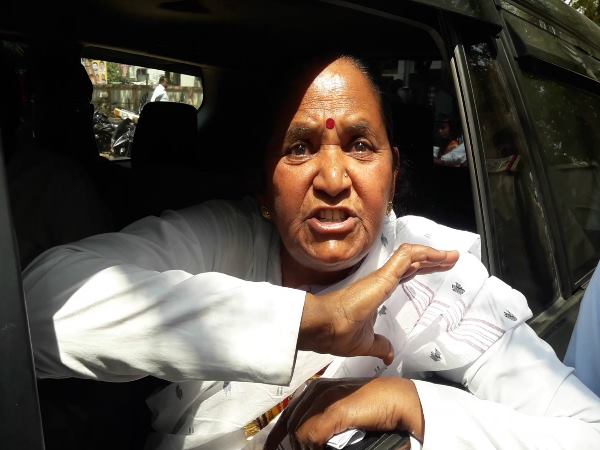 yogi minister admired lord ram from the stage of dalit compell to flee yogi minister admired lord ram from the stage of dalit compell to flee