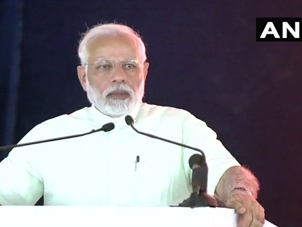 परिवार की पूजा करने वाले लोकतंत्र की पूजा नहीं कर सकते: पीएम परिवार की पूजा करने वाले लोकतंत्र की पूजा नहीं कर सकते: पीएम