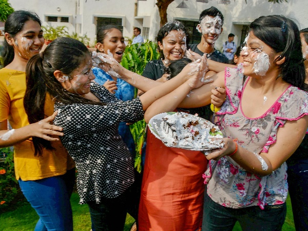 87.7 प्रतिशत रहा 10वीं का रिजल्ट