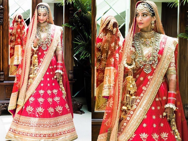 पहना अनामिका खन्ना का लहंगा