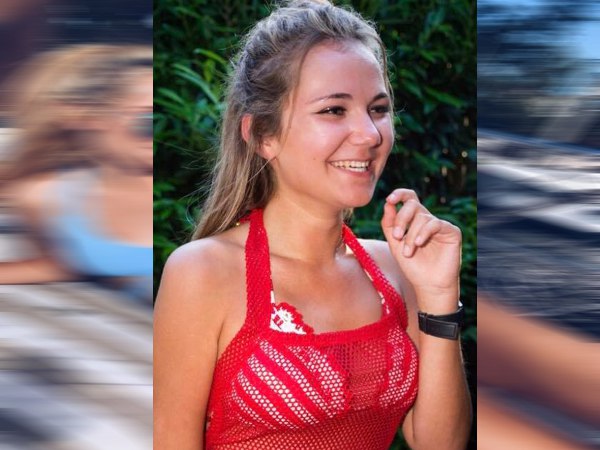 बिस्‍तर पर न्‍यूड पड़ी थी मॉडल की लाश