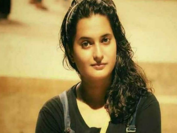 भोजपुरी एक्ट्रेस की सड़क हादसे में मौत भोजपुरी एक्ट्रेस की सड़क हादसे में मौत