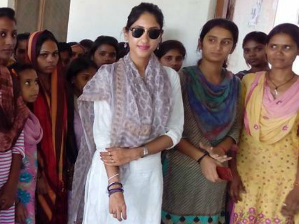 अदिति सिंह ने कहा-जाति-धर्म से ऊपर उठो अदिति सिंह ने कहा-जाति-धर्म से ऊपर उठो