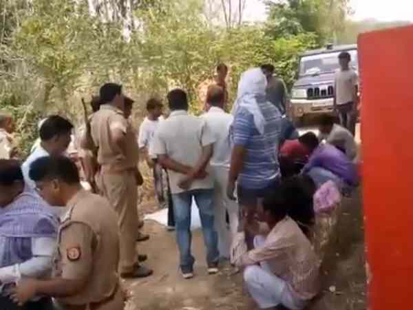 Police sized the dead body of woman from pyre in Raebareli
