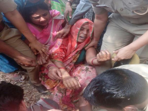 Fathers minor daughter murdered in Sultanpur Fathers minor daughter murdered in Sultanpur