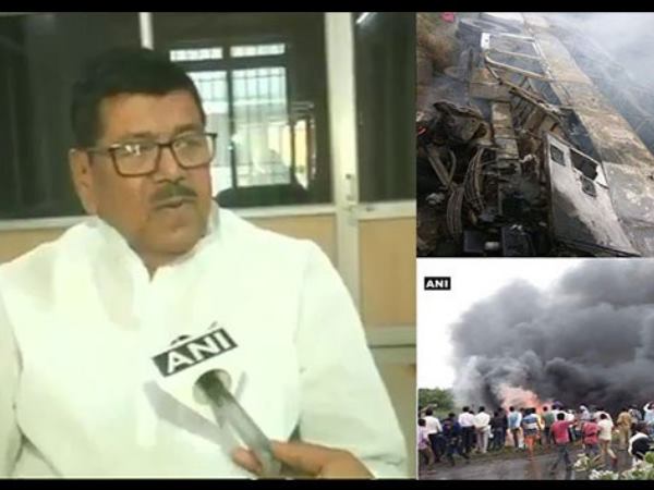 बस हादसे में यात्रियों की मौत की सूचना गलत थी: दिनेश चंद्र यादव बस हादसे में यात्रियों की मौत की सूचना गलत थी: दिनेश चंद्र यादव
