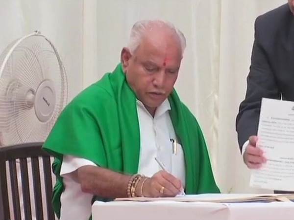 क्रॉस वोटिंग की संभावना 