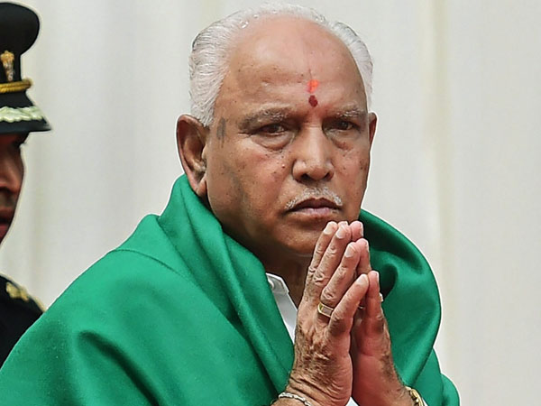  येदुरप्पा ने की थी अमित शाह से बात