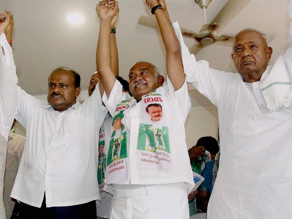 ऐसे पीएम बन गए थे देवगौड़ा