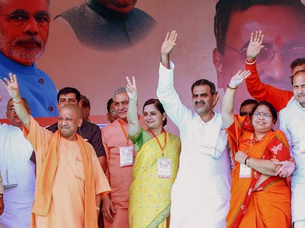 चकाचौंध पर भारी पड़े स्थानीय मुद्दे