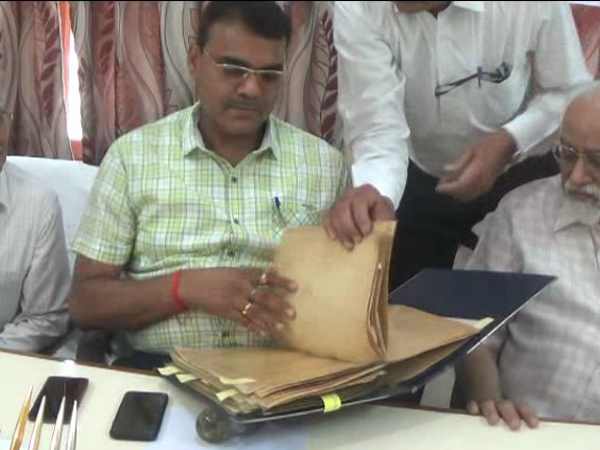 डीएम करने गए थे अस्पताल का निरीक्षण डीएम करने गए थे अस्पताल का निरीक्षण