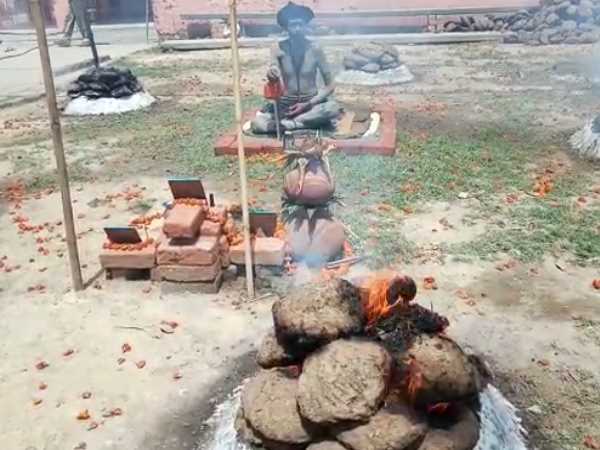 Agni austerity started by Mahant to win BJP