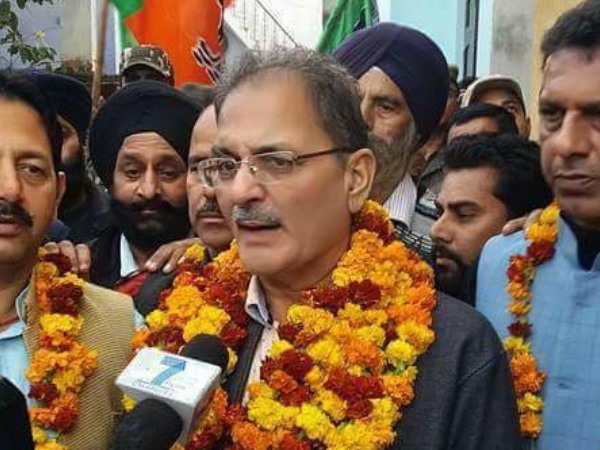 इस लिए उठा पाए अमित शाह की कॉल