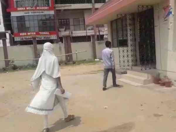 छह माह तक युवती का यौन शोषण