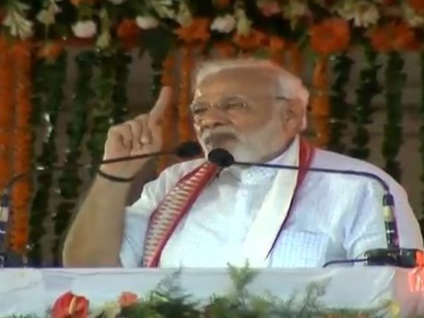 देश निराशा से आशा की ओर