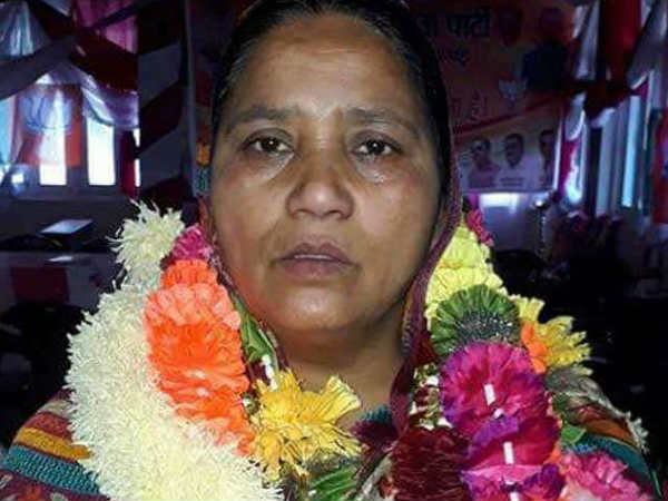 उत्तराखंड: थराली सीट पर जीतीं बीजेपी उम्मीदवार मुन्नी देवी उत्तराखंड: थराली सीट पर जीतीं बीजेपी उम्मीदवार मुन्नी देवी