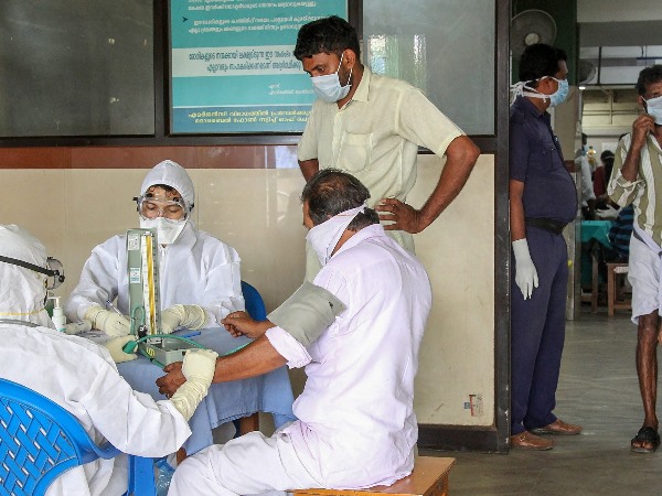 एक ही परिवार के चार लोगों की निपाह वायरस की चपेट में आने से मौत